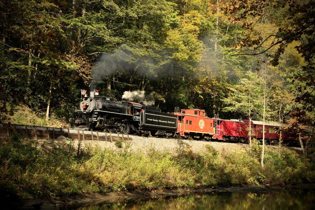 great smoky mountain railroad tour